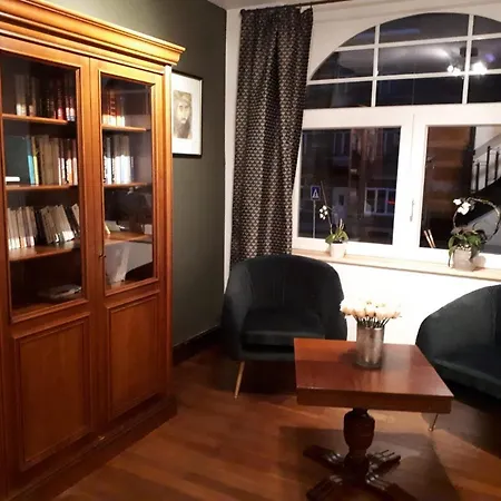 L'esperluette Βίλα Σπα