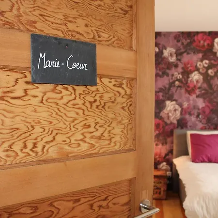 L'esperluette Βίλα Σπα